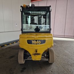 Yale ERP50VM 4-Rad Elektrostapler