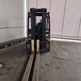 Yale ERP35VL 4-Rad Elektrostapler