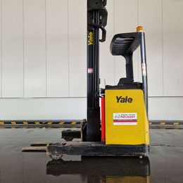 Schubmaststapler gebraucht: Yale Schubmaststapler MR14H Yale MR14H Schubmaststapler