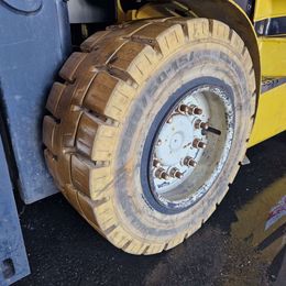 Yale ERP50VM 4-Rad Elektrostapler