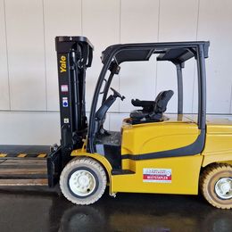 Yale ERP50VM 4-Rad Elektrostapler