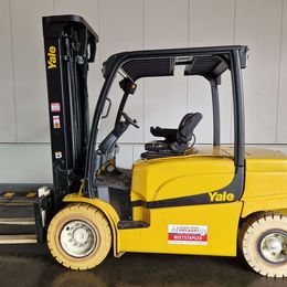 Yale ERP50VM 4-Rad Elektrostapler