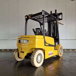 Yale ERP50VM 4-Rad Elektrostapler