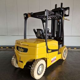 Yale ERP50VM 4-Rad Elektrostapler