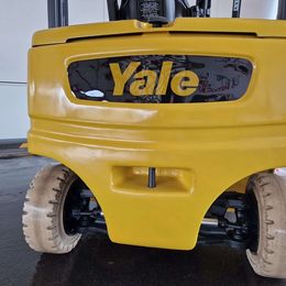 Frontstapler gebraucht: Yale 4-Rad Elektrostapler ERP30VL Yale ERP30VL 4-Rad Elektrostapler