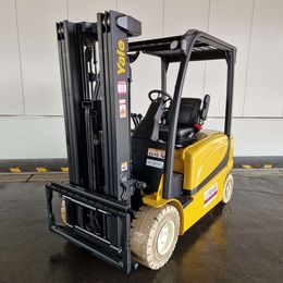 Frontstapler gebraucht: Yale 4-Rad Elektrostapler ERP30VL Yale ERP30VL 4-Rad Elektrostapler