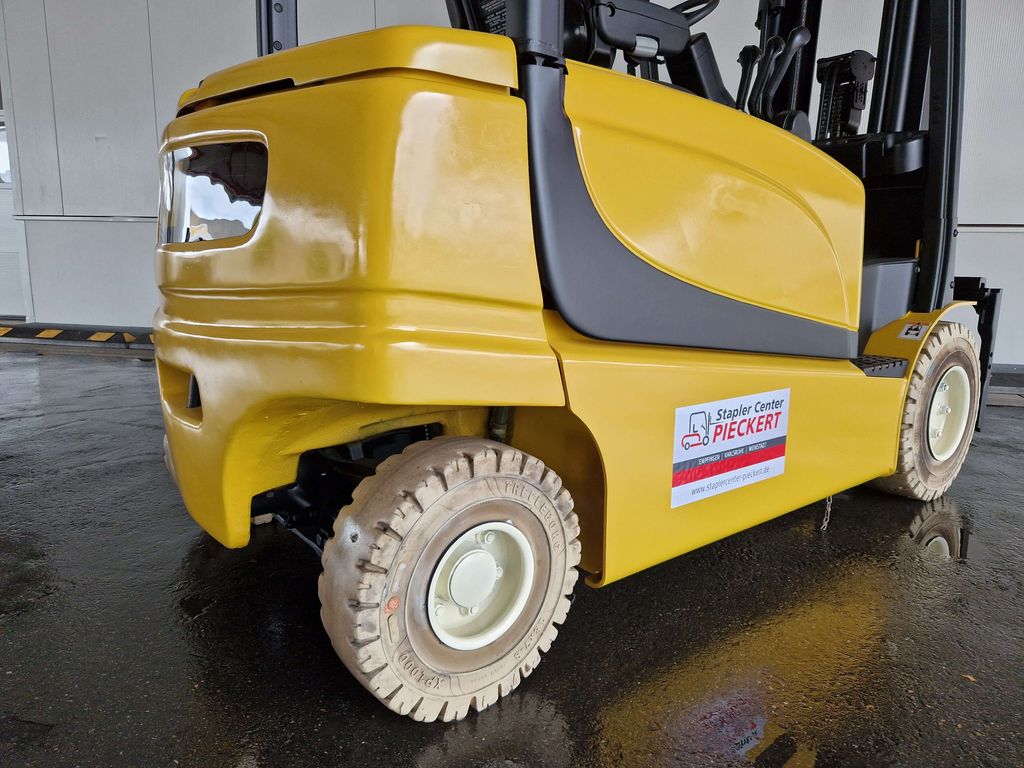 Frontstapler gebraucht: Yale 4-Rad Elektrostapler ERP30VL(LWB). Yale ERP30VL(LWB). 4-Rad Elektrostapler