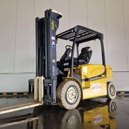 Yale ERP40VM 4-Rad Elektrostapler