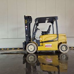 Yale ERP40VM 4-Rad Elektrostapler