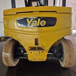 Yale ERP40VM 4-Rad Elektrostapler