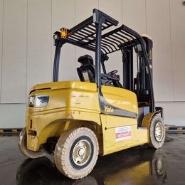 Yale ERP40VM 4-Rad Elektrostapler