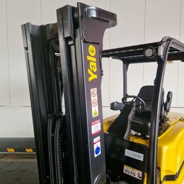 Yale ERP40VM 4-Rad Elektrostapler