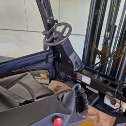 Yale ERP25VL 4-Rad Elektrostapler