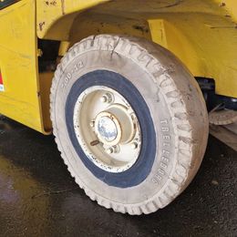 Frontstapler gebraucht: Yale 4-Rad Elektrostapler ERP50VM Yale ERP50VM 4-Rad Elektrostapler