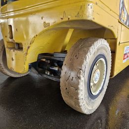 Frontstapler gebraucht: Yale 4-Rad Elektrostapler ERP50VM Yale ERP50VM 4-Rad Elektrostapler