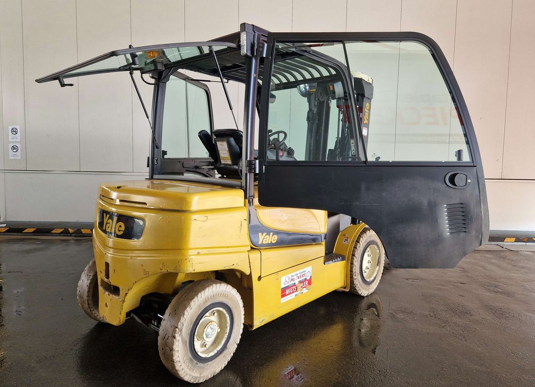 Frontstapler gebraucht: Yale 4-Rad Elektrostapler ERP50VM Yale ERP50VM 4-Rad Elektrostapler