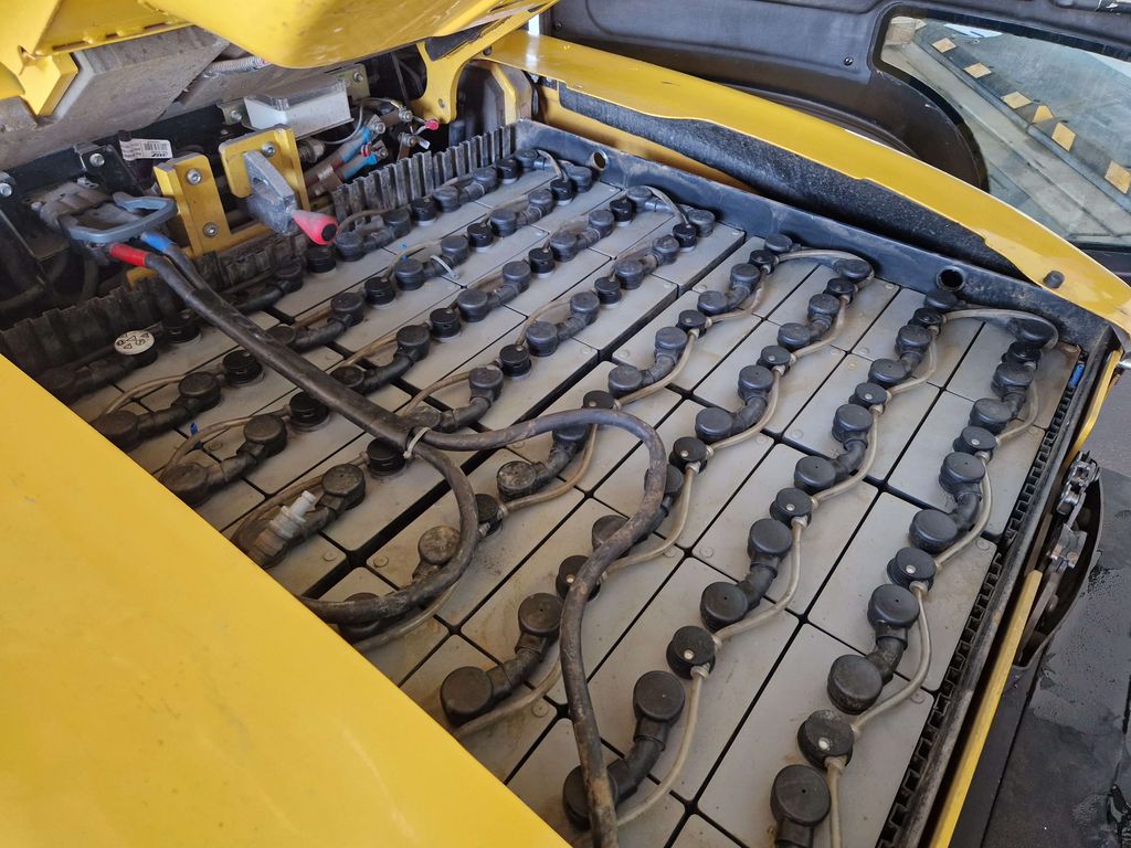 Frontstapler gebraucht: Yale 4-Rad Elektrostapler ERP50VM Yale ERP50VM 4-Rad Elektrostapler