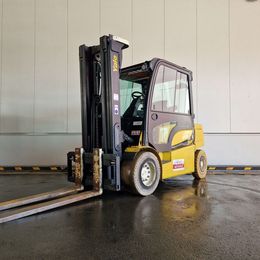 Yale ERP50VM 4-Rad Elektrostapler