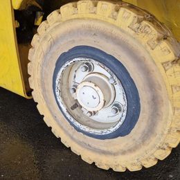 Yale ERP50VM 4-Rad Elektrostapler