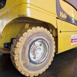 Yale ERP50VM 4-Rad Elektrostapler