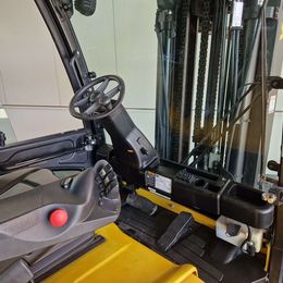 Yale ERP50VM 4-Rad Elektrostapler