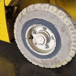 Yale ERP50VM 4-Rad Elektrostapler