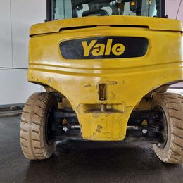 Yale ERP50VM 4-Rad Elektrostapler