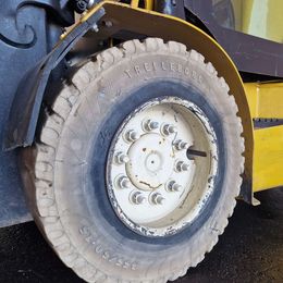 Frontstapler gebraucht: Yale 4-Rad Elektrostapler ERP50VM6 Yale ERP50VM6 4-Rad Elektrostapler