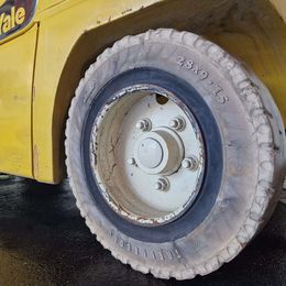 Frontstapler gebraucht: Yale 4-Rad Elektrostapler ERP50VM6 Yale ERP50VM6 4-Rad Elektrostapler