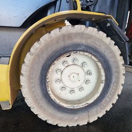 Frontstapler gebraucht: Yale 4-Rad Elektrostapler ERP50VM6 Yale ERP50VM6 4-Rad Elektrostapler