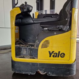 Yale MR16 Schubmaststapler