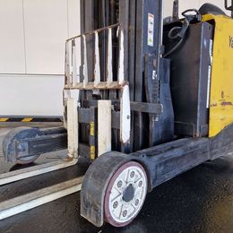 Schubmaststapler gebraucht: Yale Schubmaststapler MR16 Yale MR16 Schubmaststapler