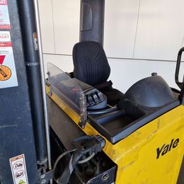 Schubmaststapler gebraucht: Yale Schubmaststapler MR16 Yale MR16 Schubmaststapler