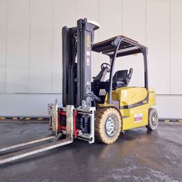 Yale ERP50VM. 4-Rad Elektrostapler