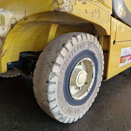 Yale ERP50VM. 4-Rad Elektrostapler