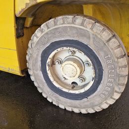 Yale ERP50VM. 4-Rad Elektrostapler