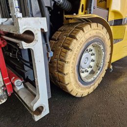 Frontstapler gebraucht: Yale 4-Rad Elektrostapler ERP50VM Yale ERP50VM 4-Rad Elektrostapler