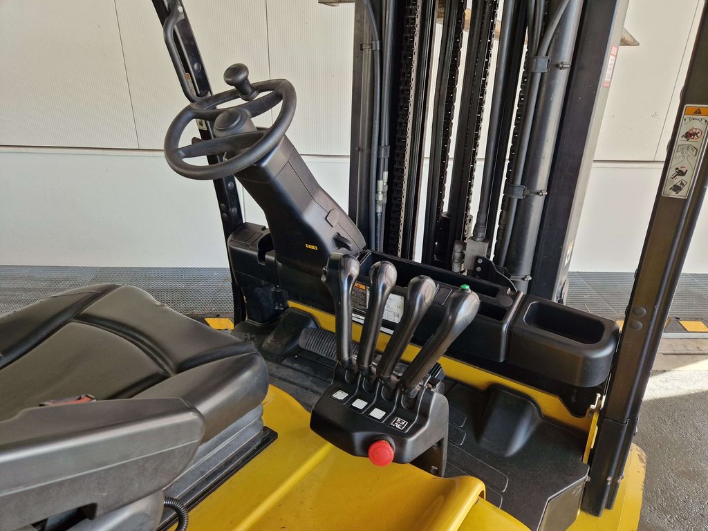 Frontstapler gebraucht: Yale 4-Rad Elektrostapler ERP50VM Yale ERP50VM 4-Rad Elektrostapler