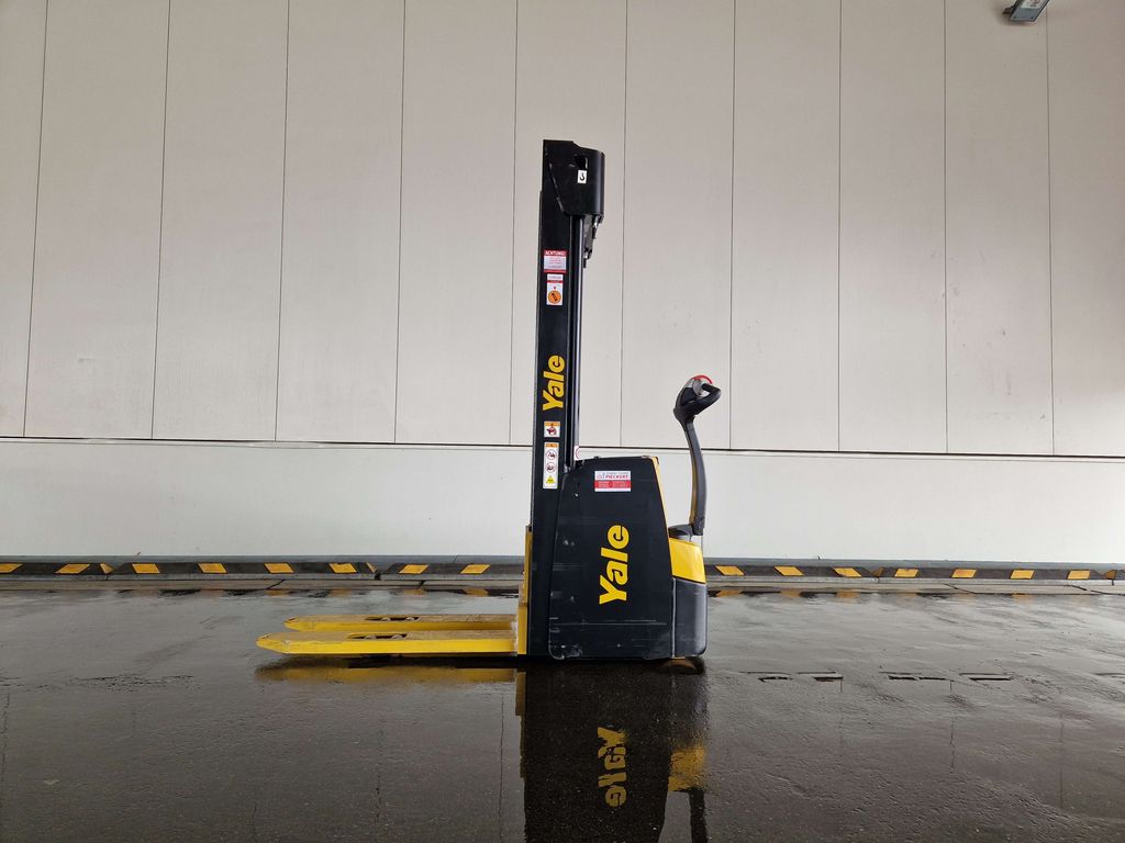 Gabelhochhubwagen gebraucht: Yale Hochhubwagen MS16AC. Yale MS16AC. Hochhubwagen