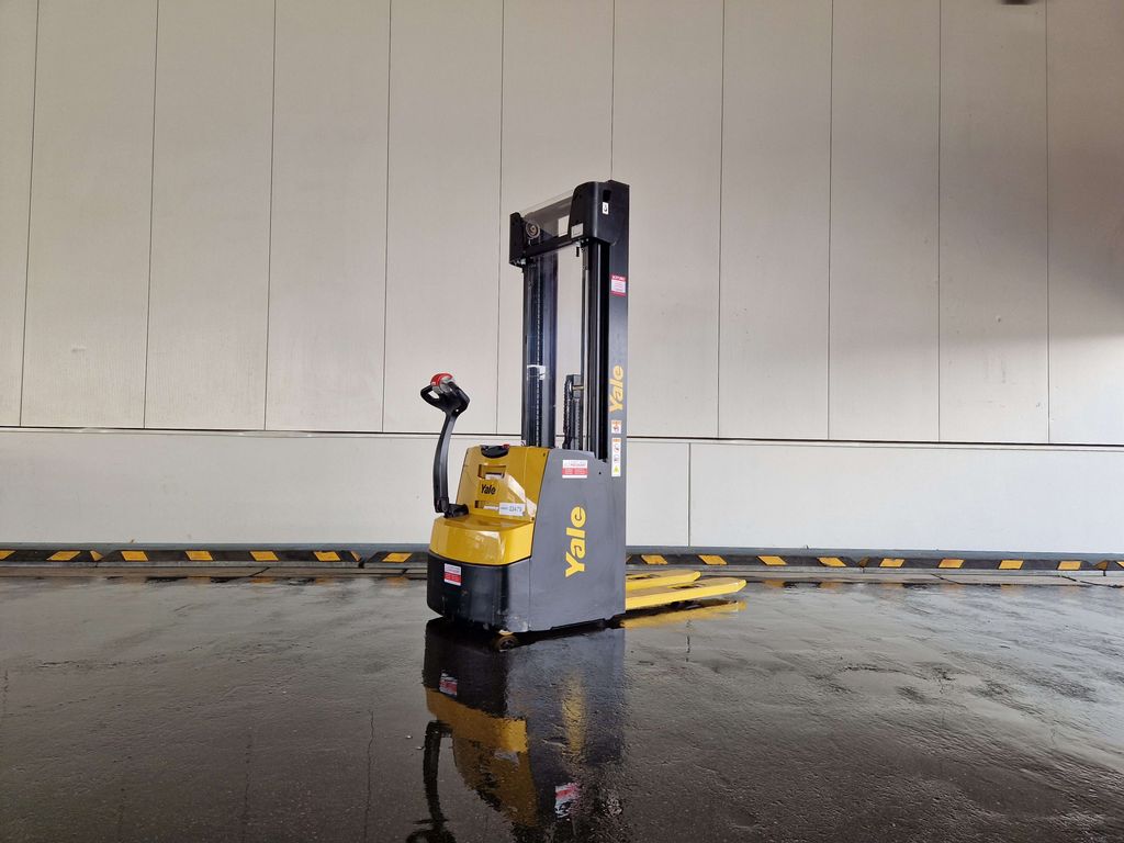 Gabelhochhubwagen gebraucht: Yale Hochhubwagen MS16AC. Yale MS16AC. Hochhubwagen