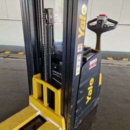 Gabelhochhubwagen gebraucht: Yale Hochhubwagen MS16AC. Yale MS16AC. Hochhubwagen