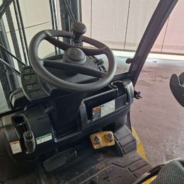 Yale GLP30VX Treibgasstapler