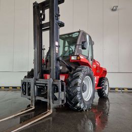 Manitou M30-4 Geländestapler
