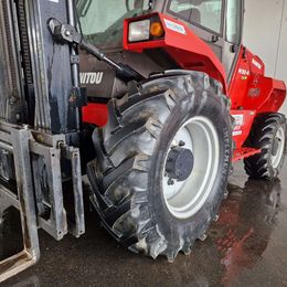 Manitou M30-4 Geländestapler
