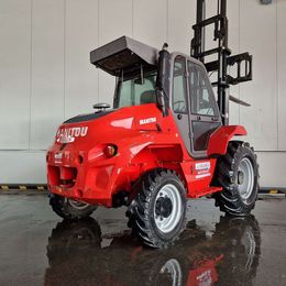 Manitou M30-4 Geländestapler