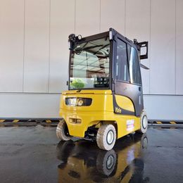 Yale ERP30VL(LWB) 4-Rad Elektrostapler