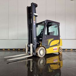 Yale ERP35VL 4-Rad Elektrostapler