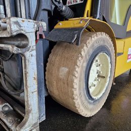 Yale ERP50VM 4-Rad Elektrostapler