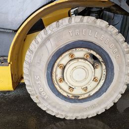 Yale GLP55VX Treibgasstapler