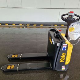 Yale MP16. Niederhubwagen